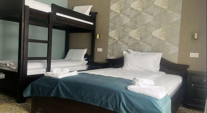 Poarta Raiului Hotell Tău Bistra Eksteriør bilde