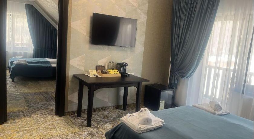 Poarta Raiului Hotell Tău Bistra Eksteriør bilde