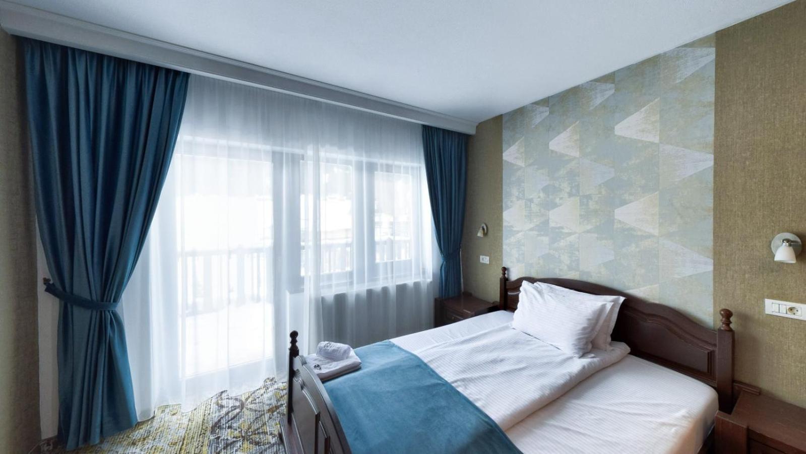 Poarta Raiului Hotell Tău Bistra Eksteriør bilde