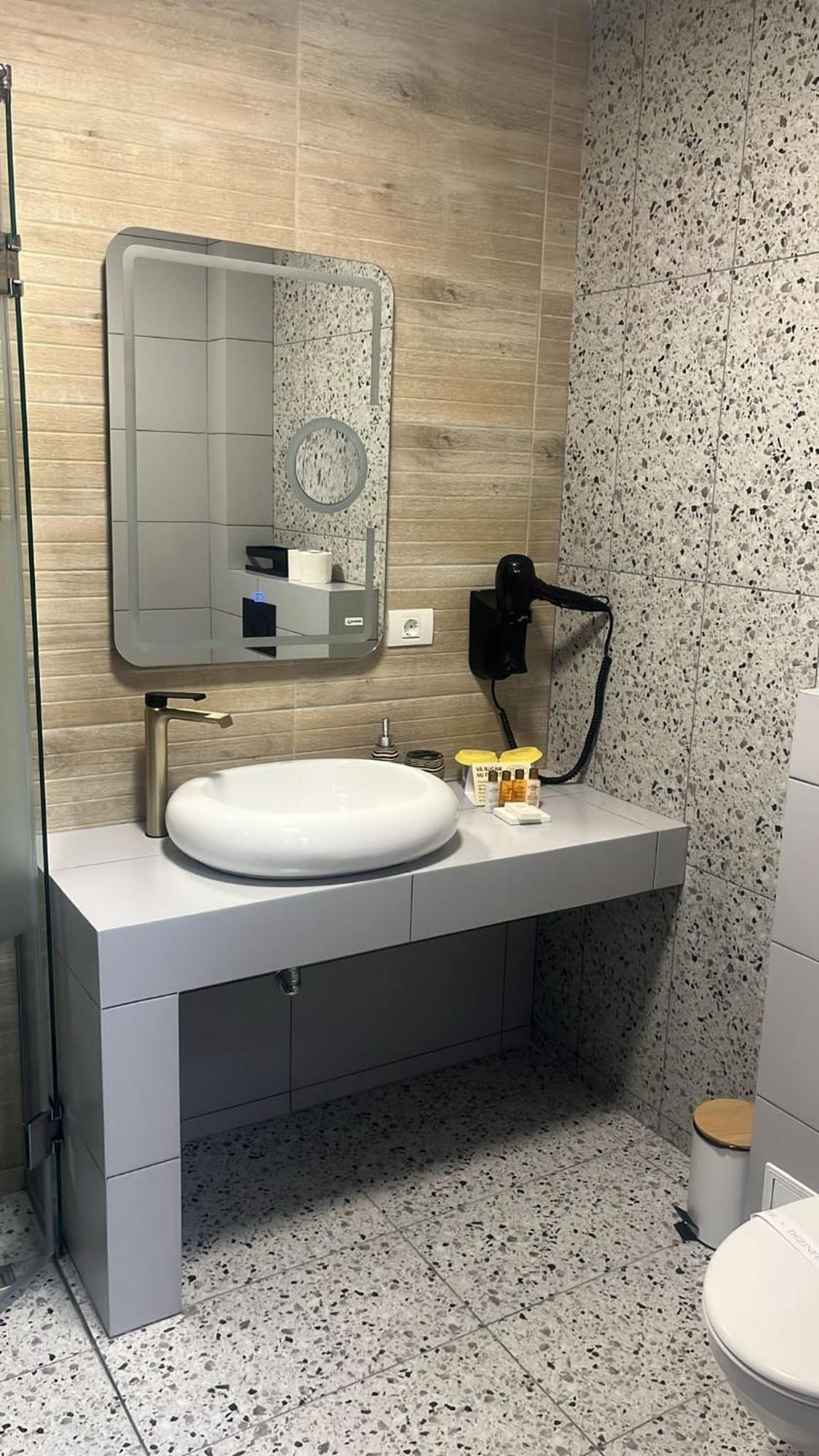 Poarta Raiului Hotell Tău Bistra Eksteriør bilde