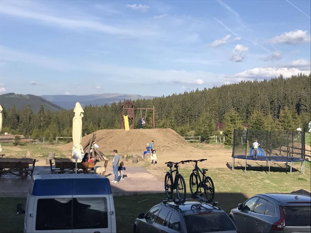 Poarta Raiului Hotell Tău Bistra Eksteriør bilde