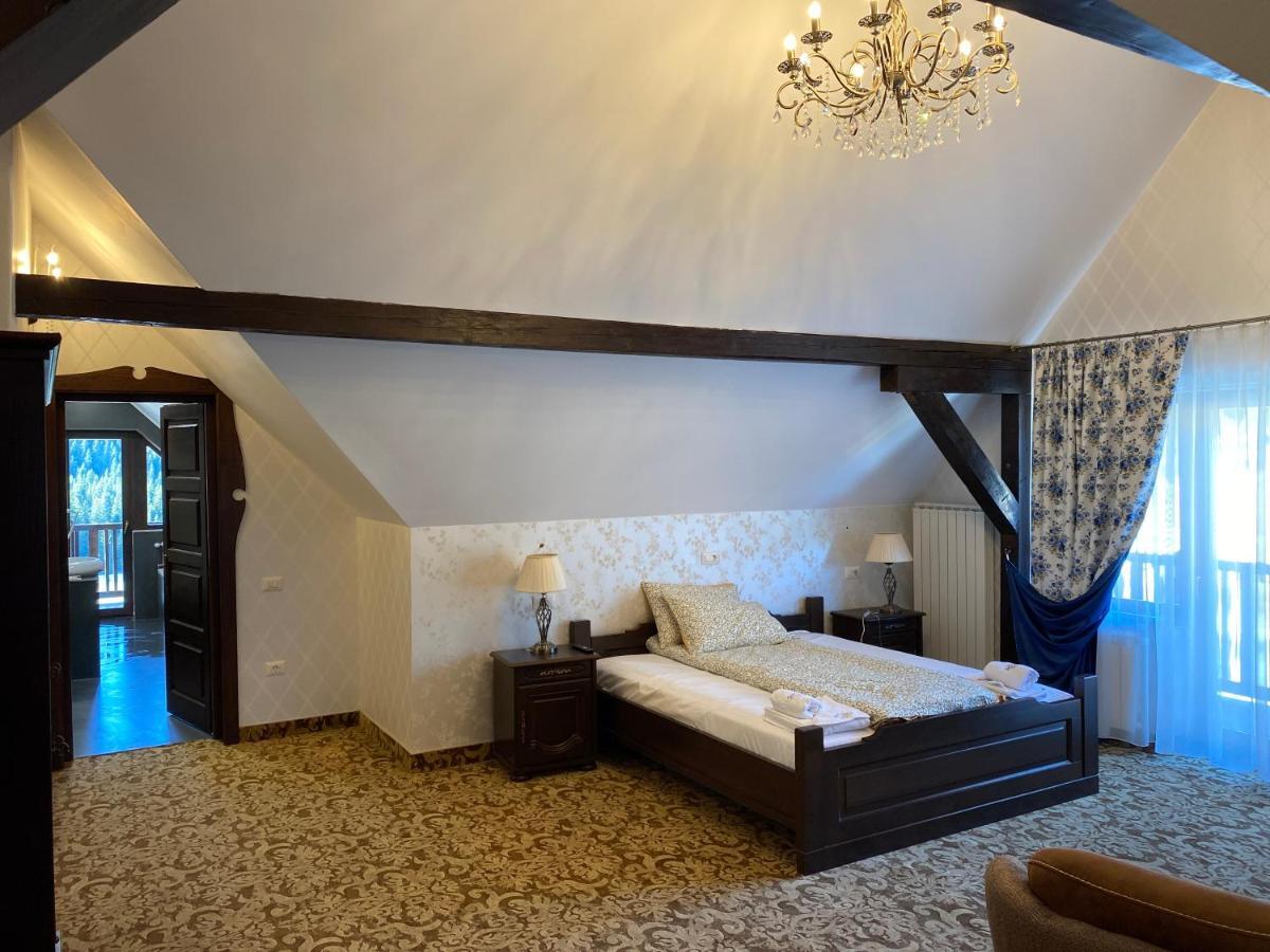 Poarta Raiului Hotell Tău Bistra Eksteriør bilde