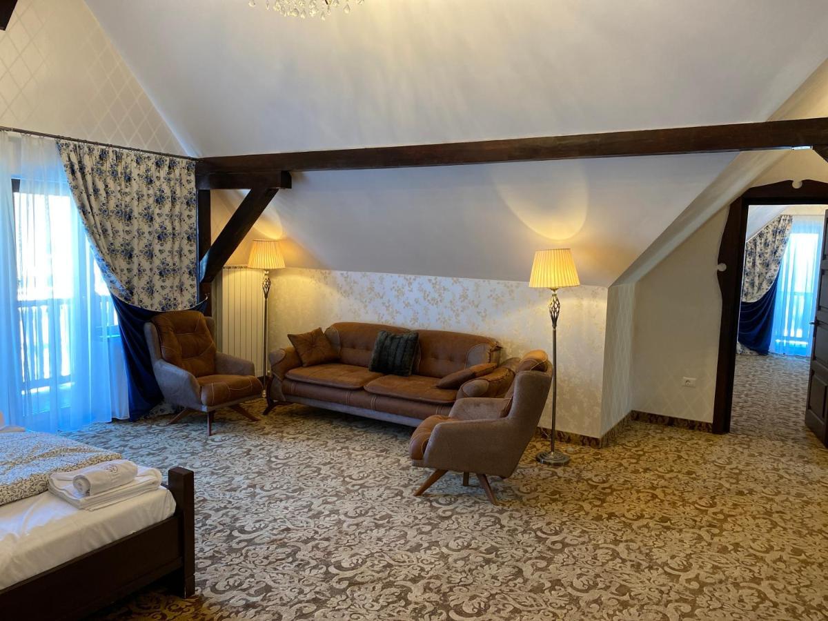 Poarta Raiului Hotell Tău Bistra Eksteriør bilde